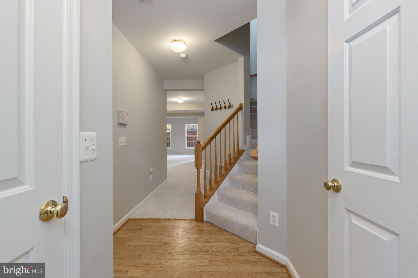 5112 Grimm Dr Property Photo 2