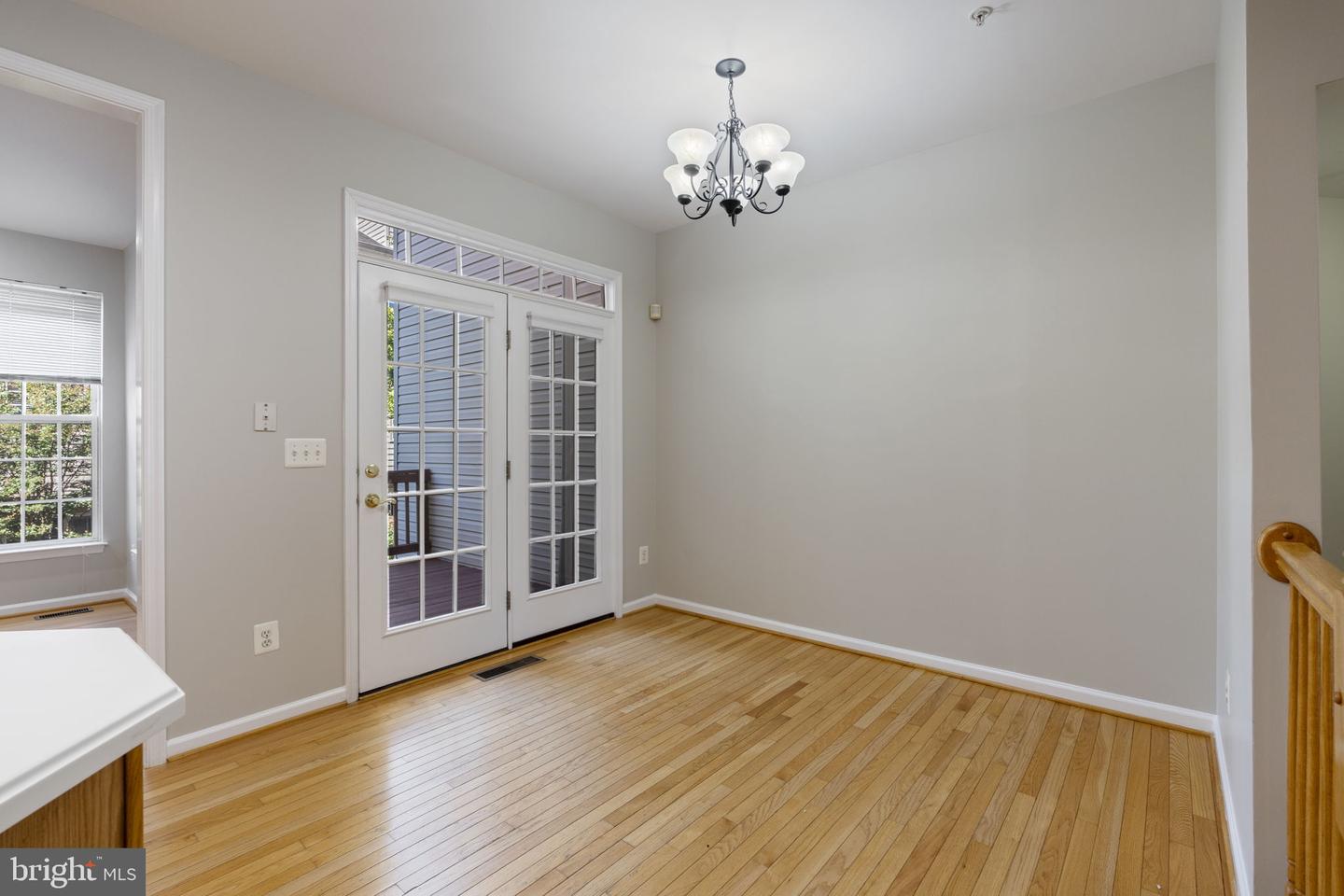 5112 Grimm Dr Property Photo 6