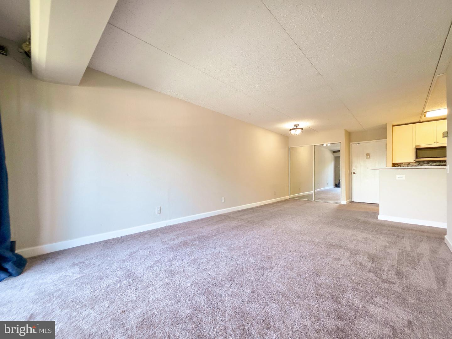 75 S Reynolds St #116 Property Photo 2