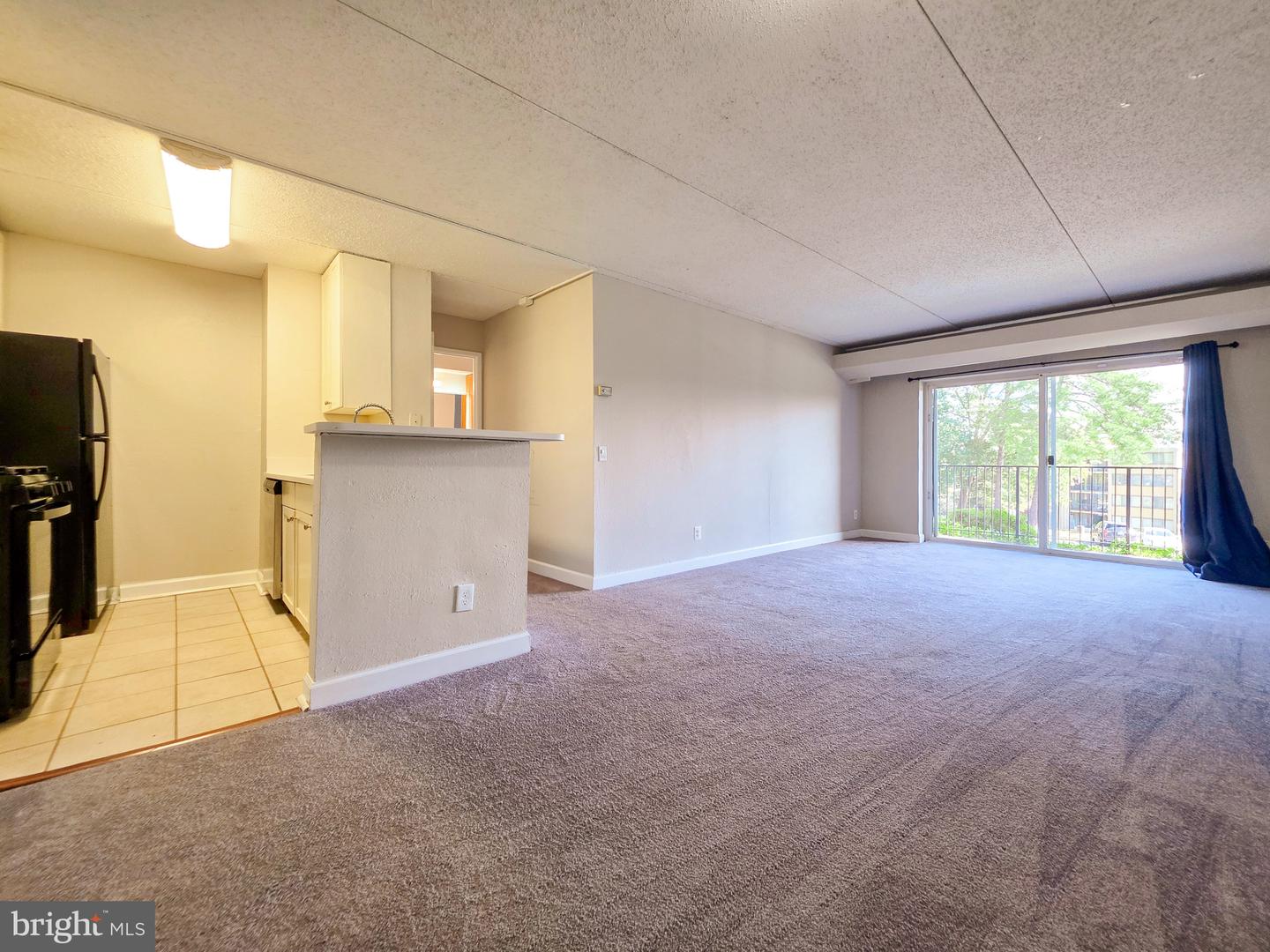 75 S Reynolds St #116 Property Photo 3