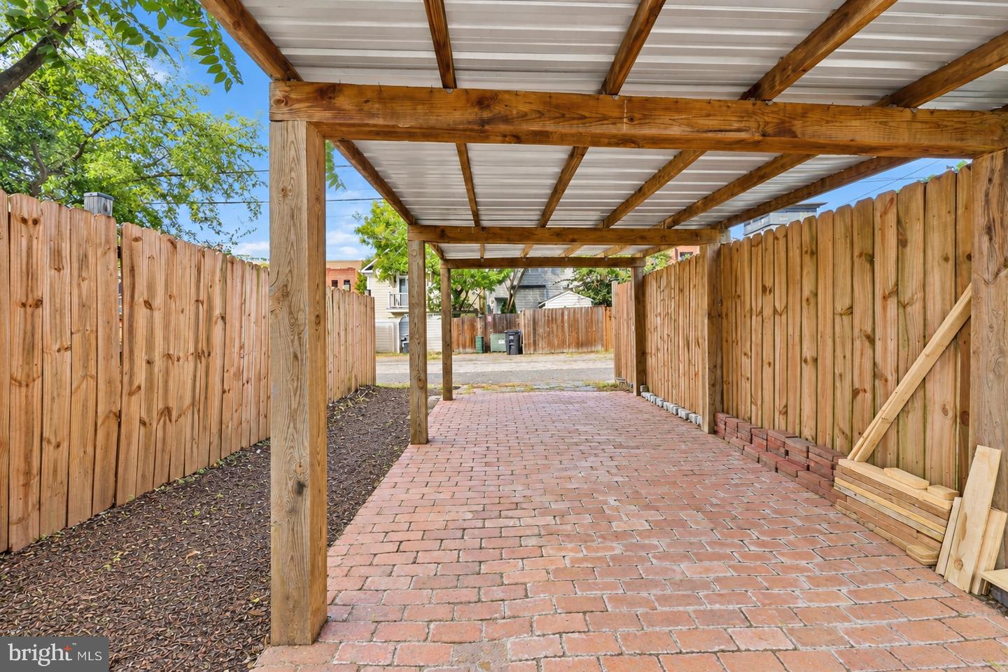 514 N Patrick St Property Photo 36