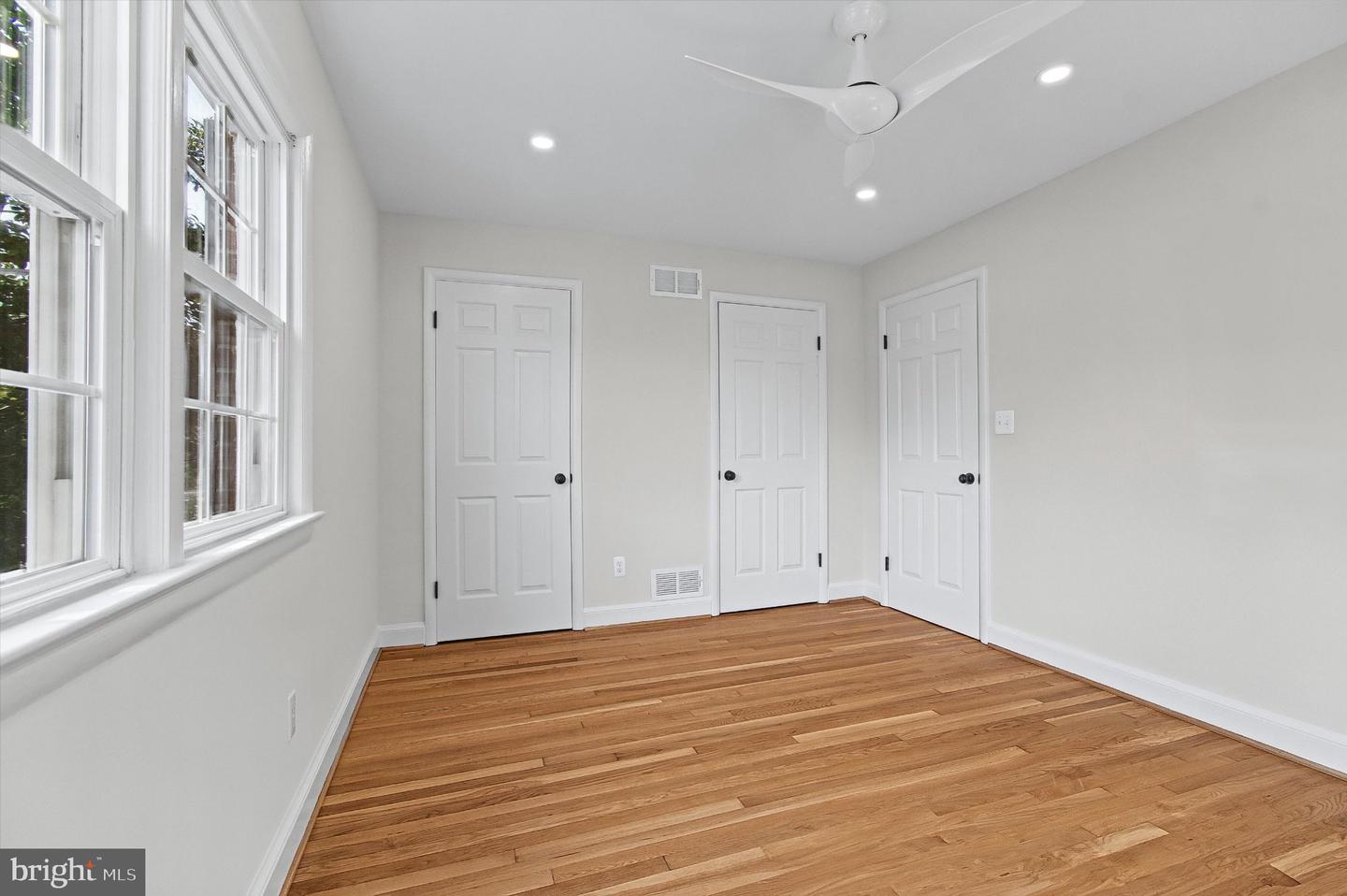 2214 Commonwealth Ave Property Photo 14