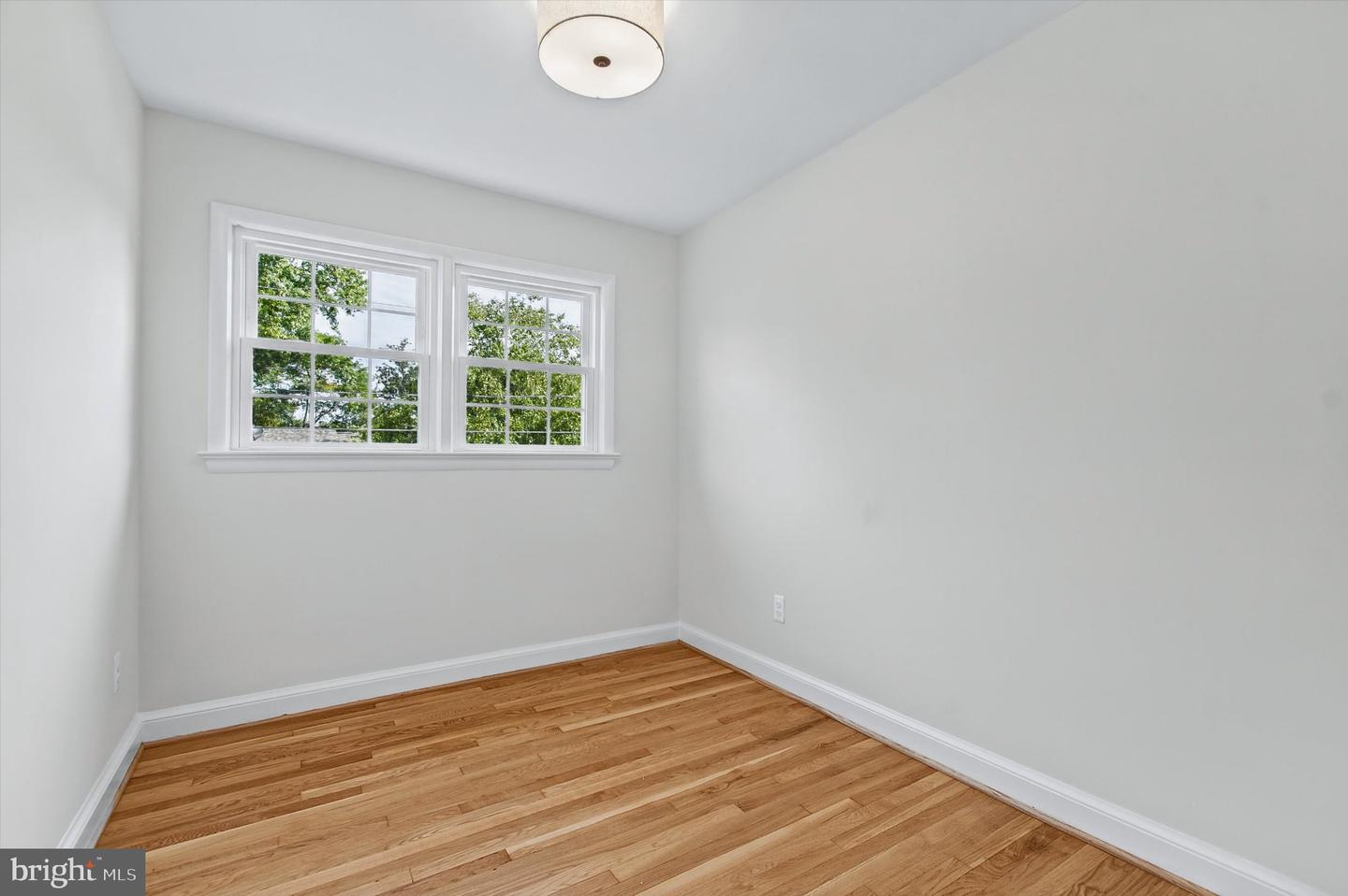 2214 Commonwealth Ave Property Photo 16