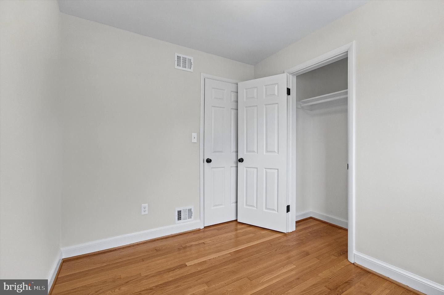 2214 Commonwealth Ave Property Photo 17