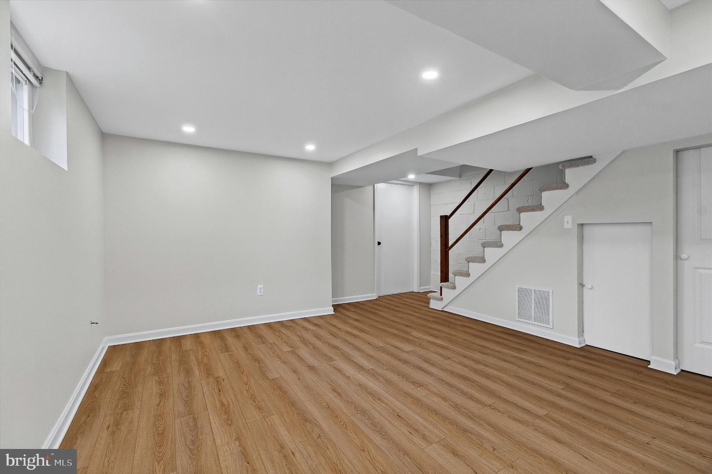 2214 Commonwealth Ave Property Photo 22