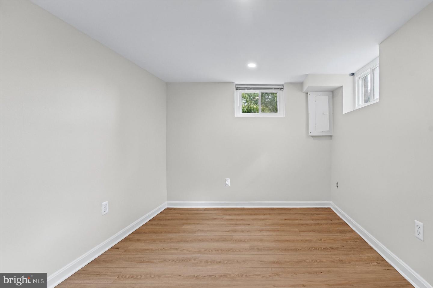 2214 Commonwealth Ave Property Photo 25