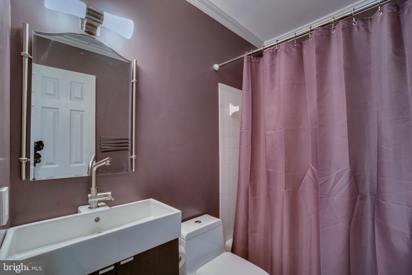 2310 Sanford St Property Photo 6