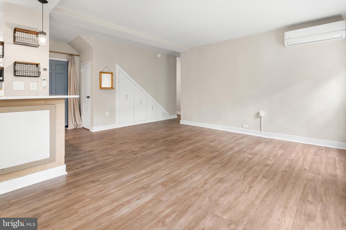 3420 Martha Custis Dr Property Photo 10