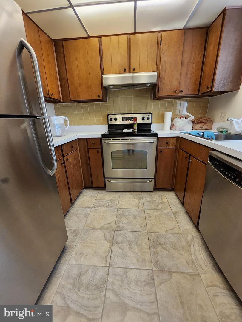 2942 S Columbus St #b2 Property Photo 3