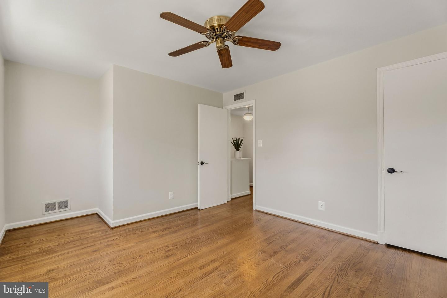 521 S Fayette St Property Photo 16