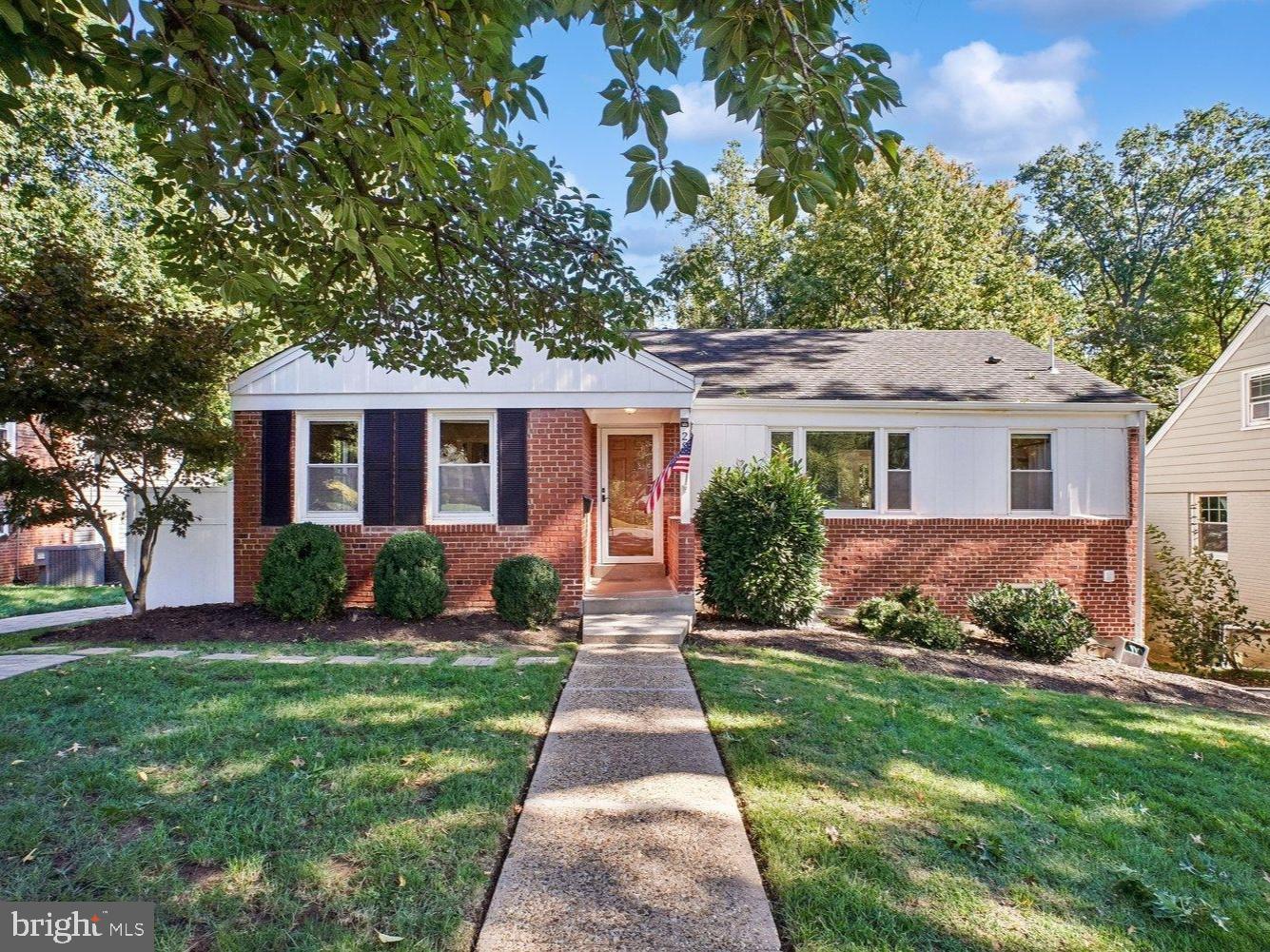 2811 OLD DOMINION BLVD Property Photo 1