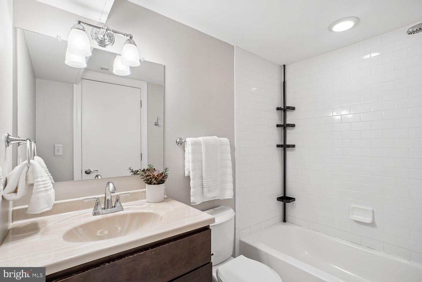 2811 Old Dominion Blvd Property Photo 36