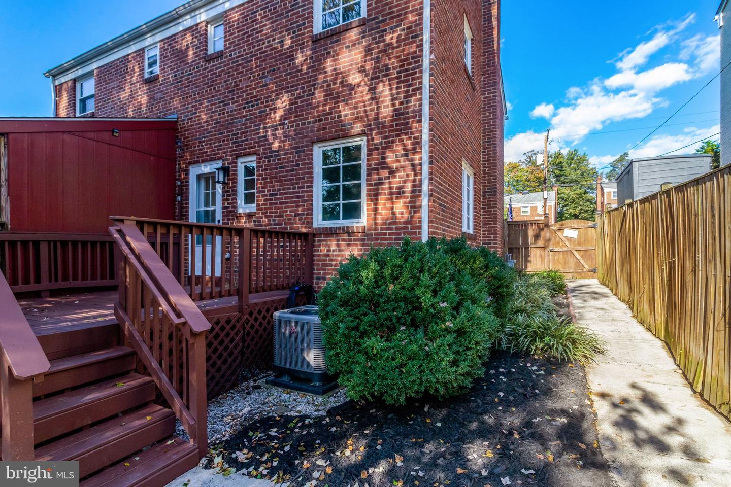 108 S Ingram St S Property Photo 22