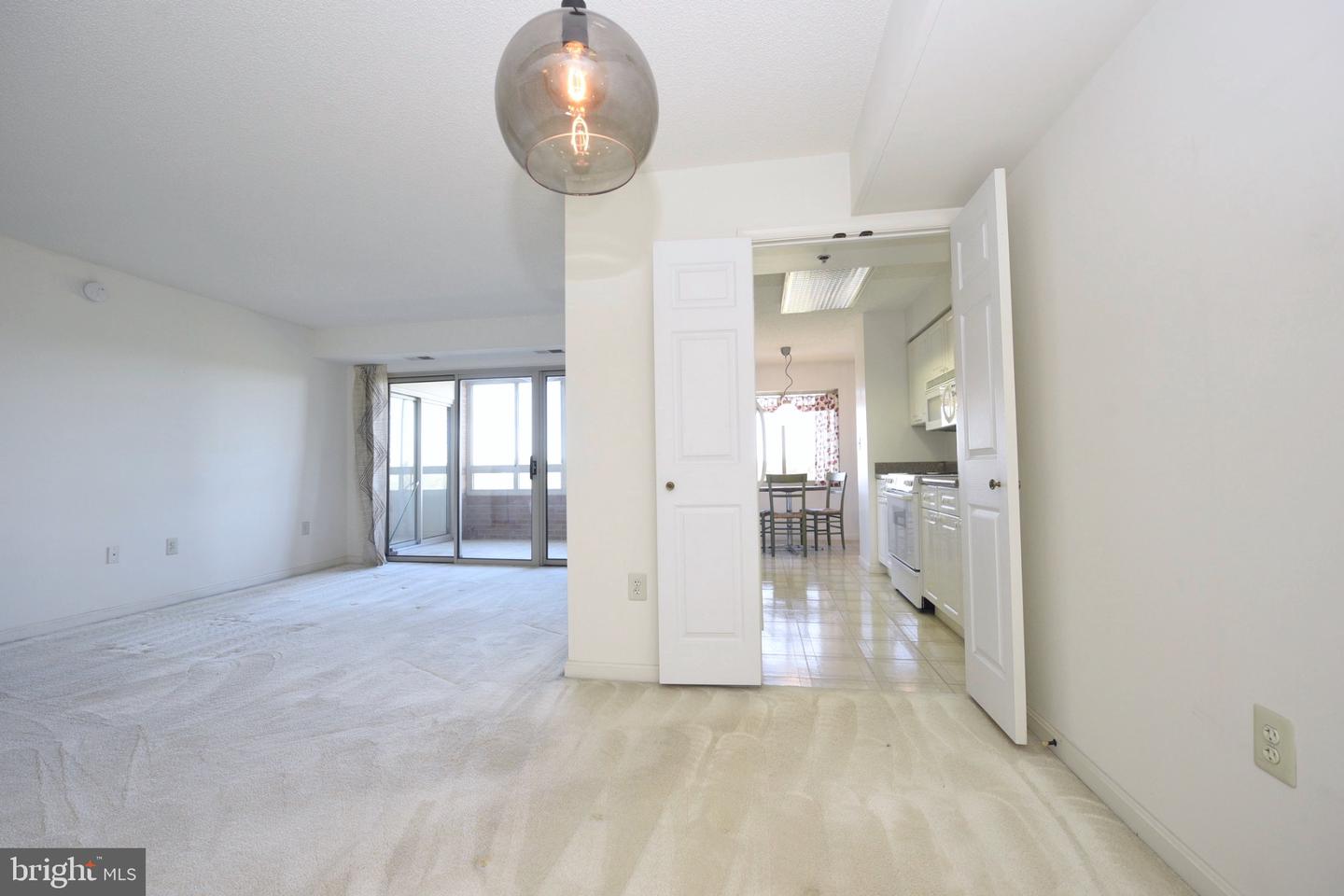 2151 Jamieson Ave #1611 Property Photo 4