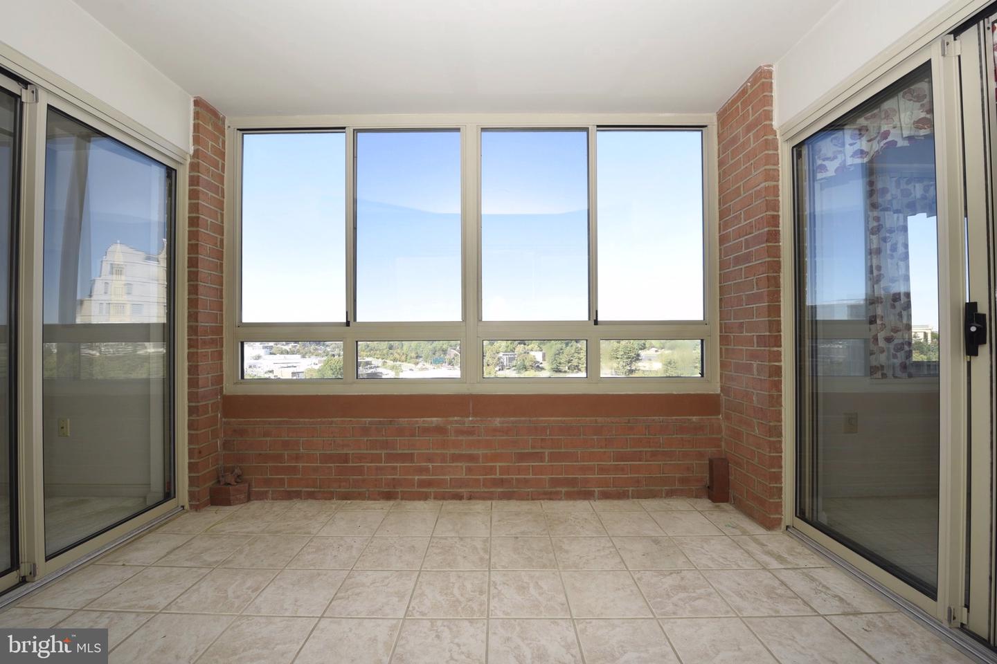 2151 Jamieson Ave #1611 Property Photo 7