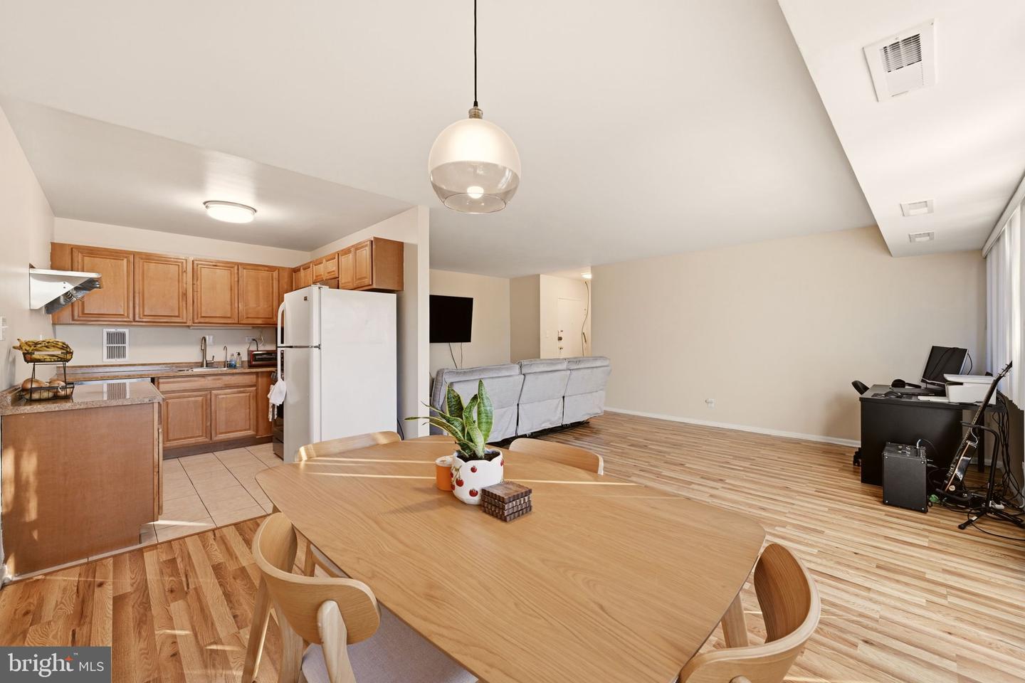 5801 Quantrell Ave #209 Property Photo 2