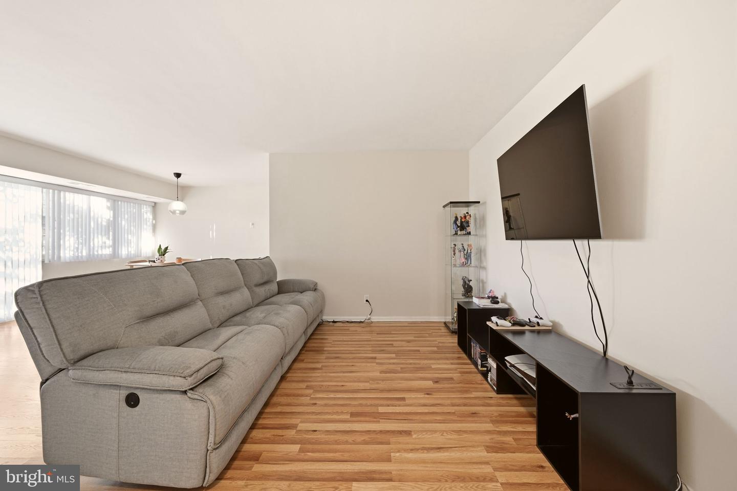 5801 Quantrell Ave #209 Property Photo 4
