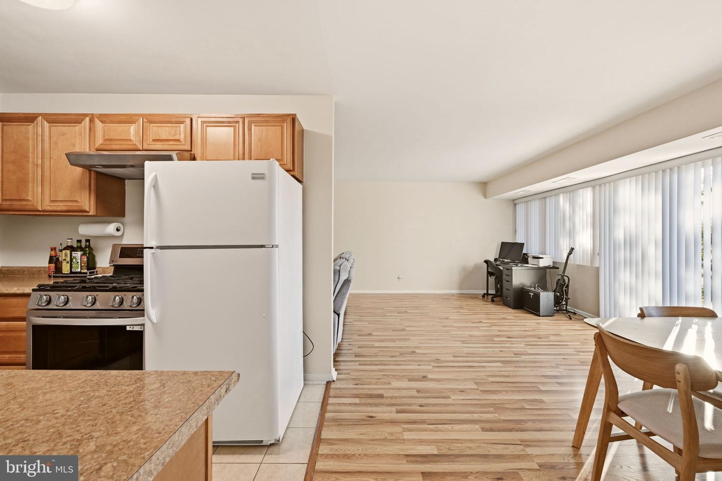 5801 Quantrell Ave #209 Property Photo 6
