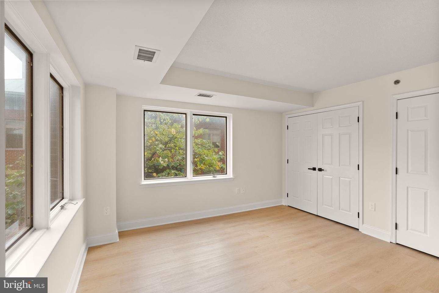 545 Braddock Rd E #204 Property Photo 30