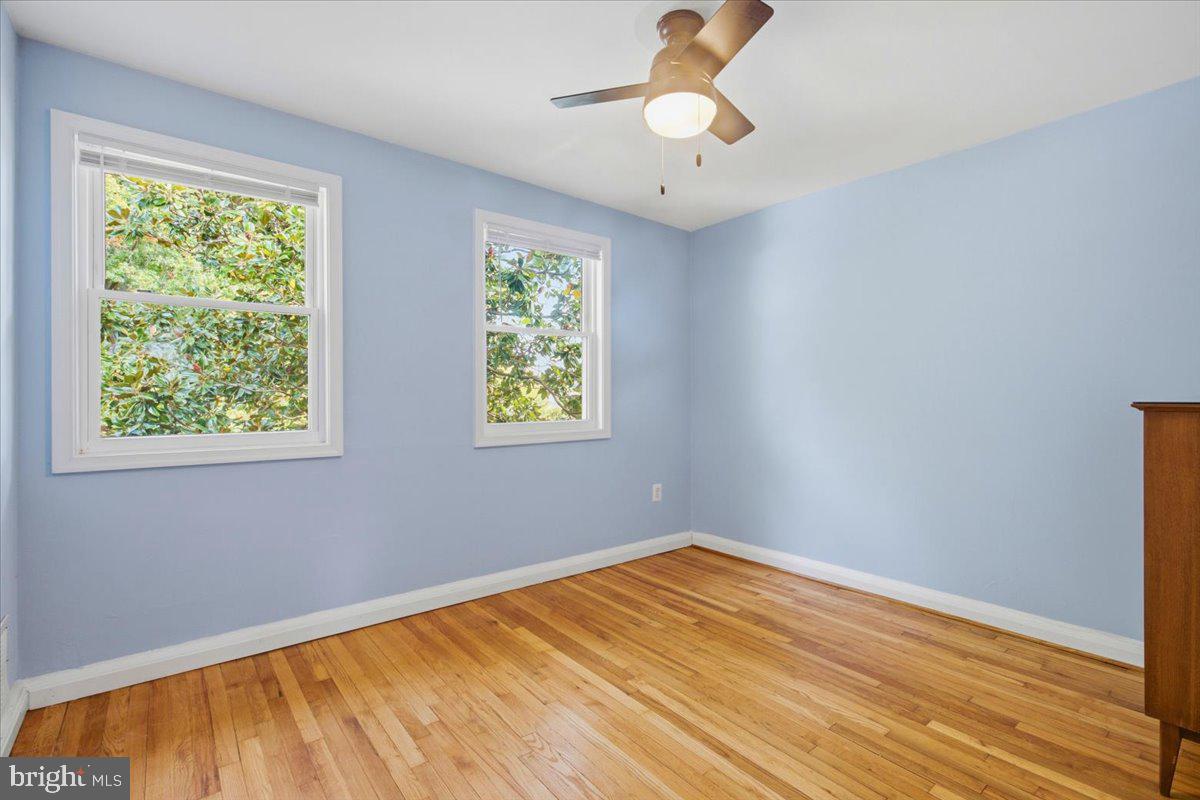 122 Dale St Property Photo 7