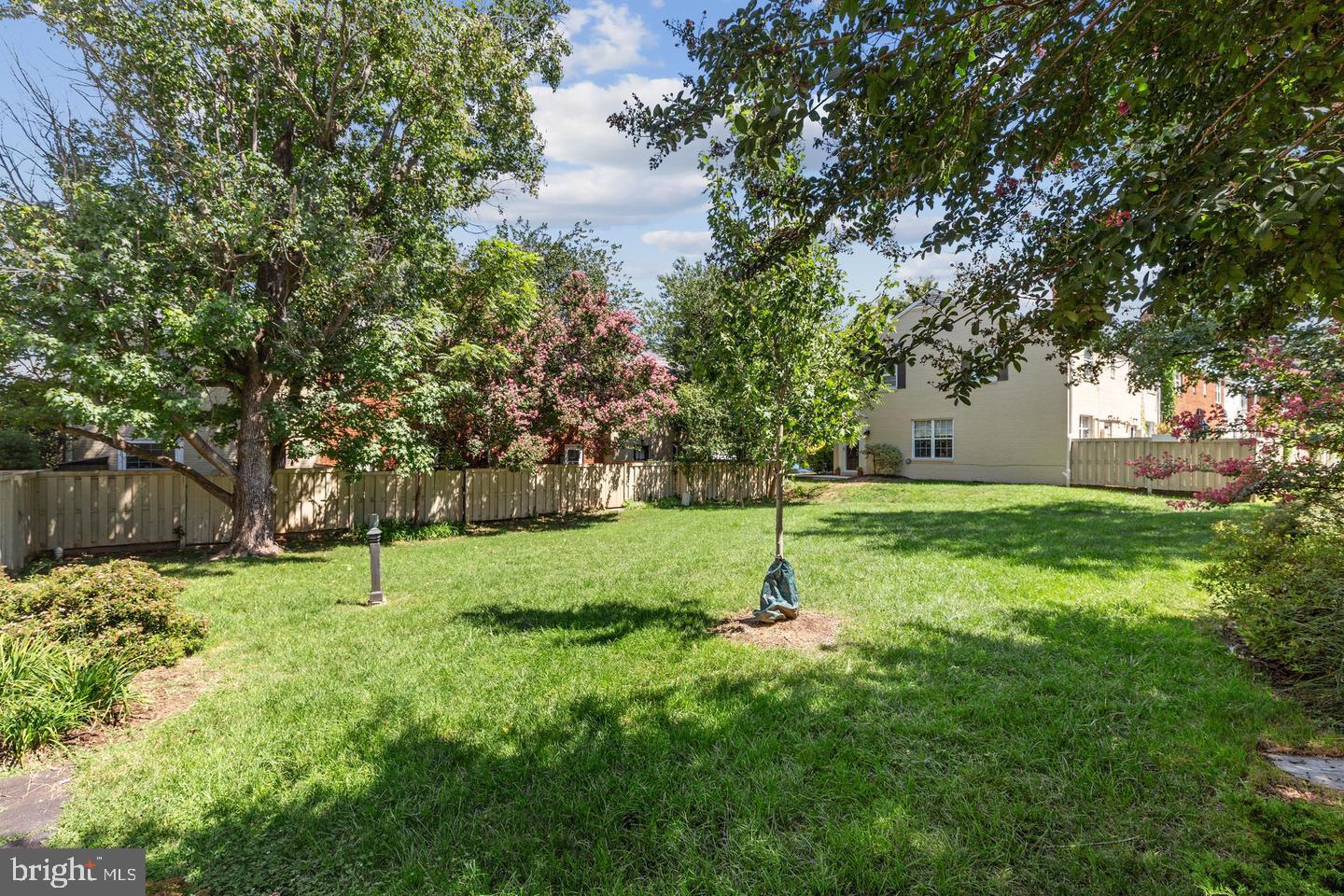 2511 N Dearing St Property Photo 30