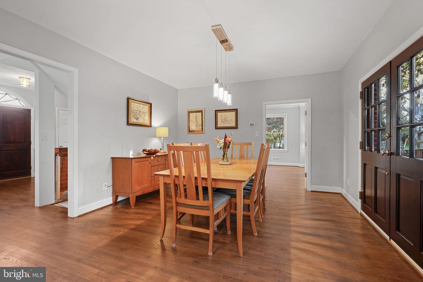 500 Canterbury Ln Property Photo 9