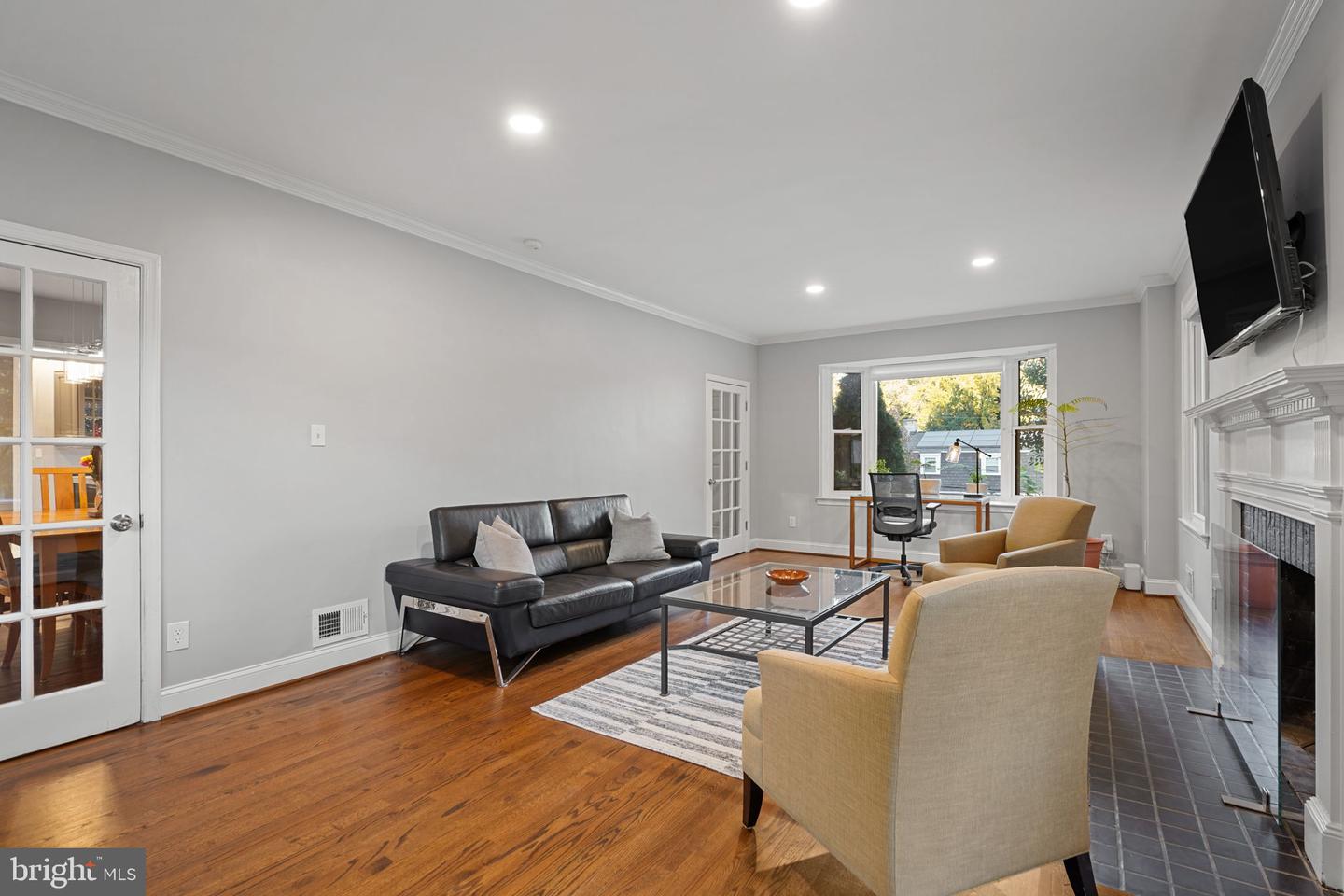 500 Canterbury Ln Property Photo 11