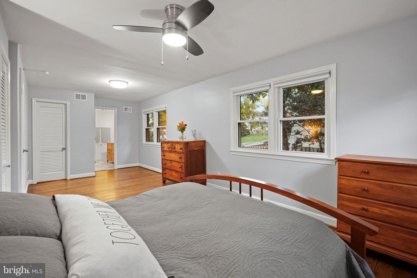 500 Canterbury Ln Property Photo 25