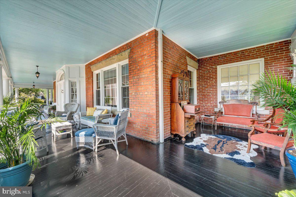 1100 Mccormick Blvd Property Photo 8
