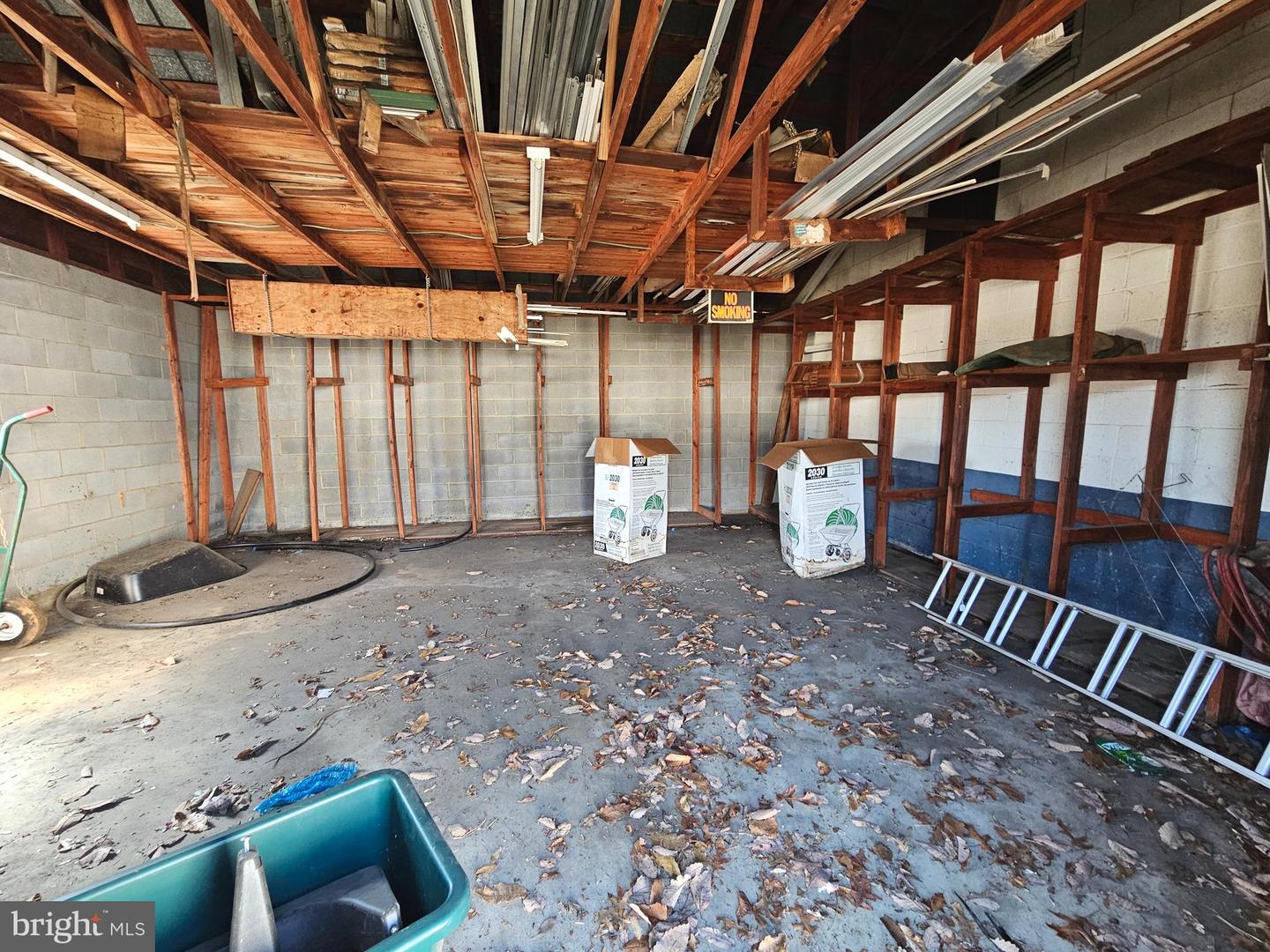 1329 Main St Property Photo 15