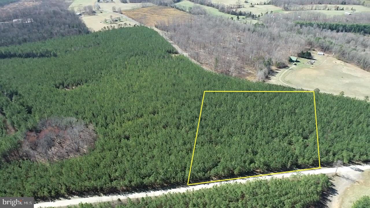 3a Maple Bridge Rd Property Photo 1