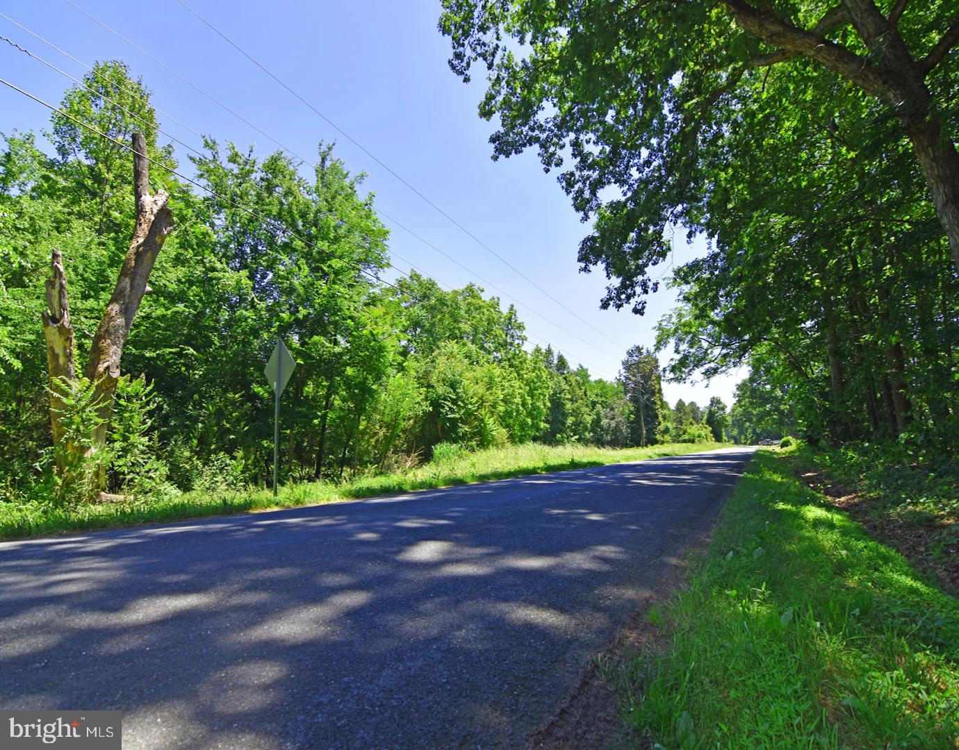 3897 Gravel Hill Rd Property Photo 3