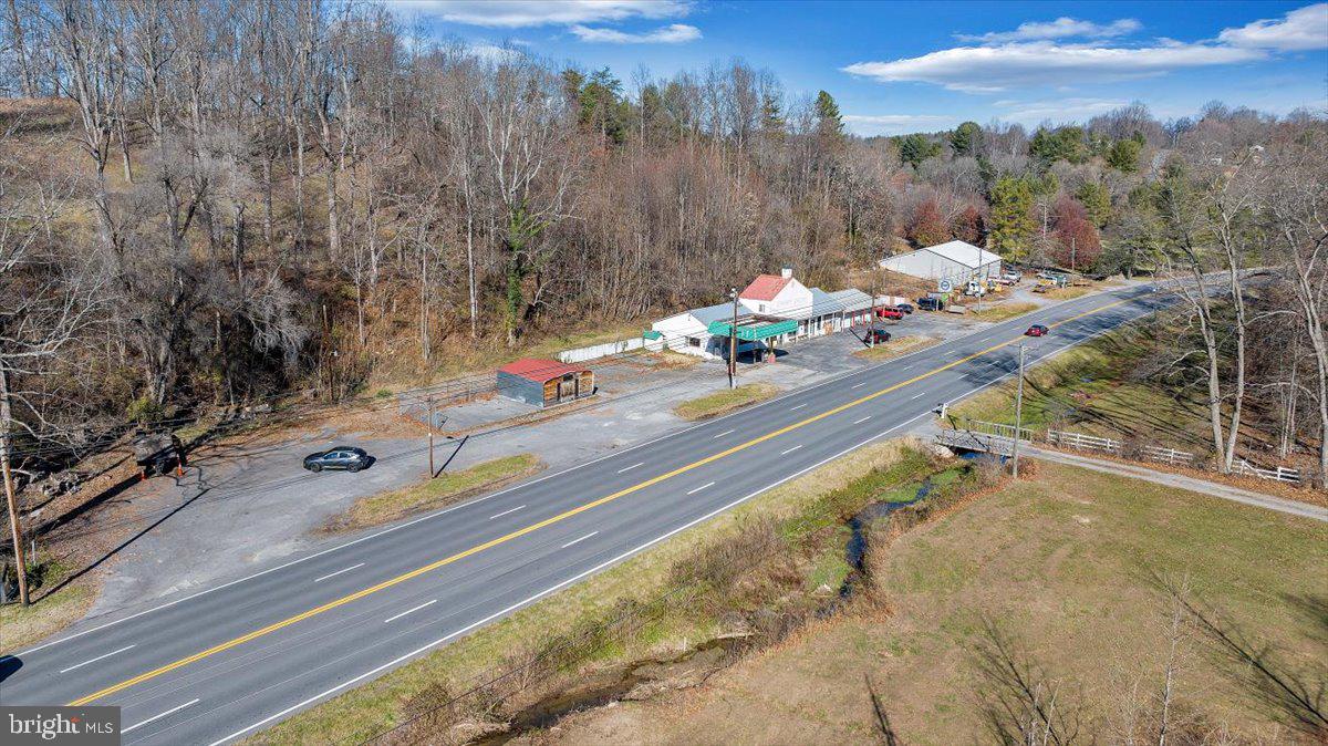 7367 LEE HIGHWAY
