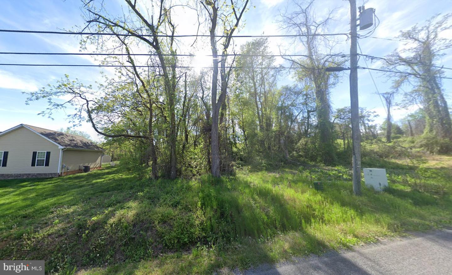 55 Fields Ave Property Photo 2
