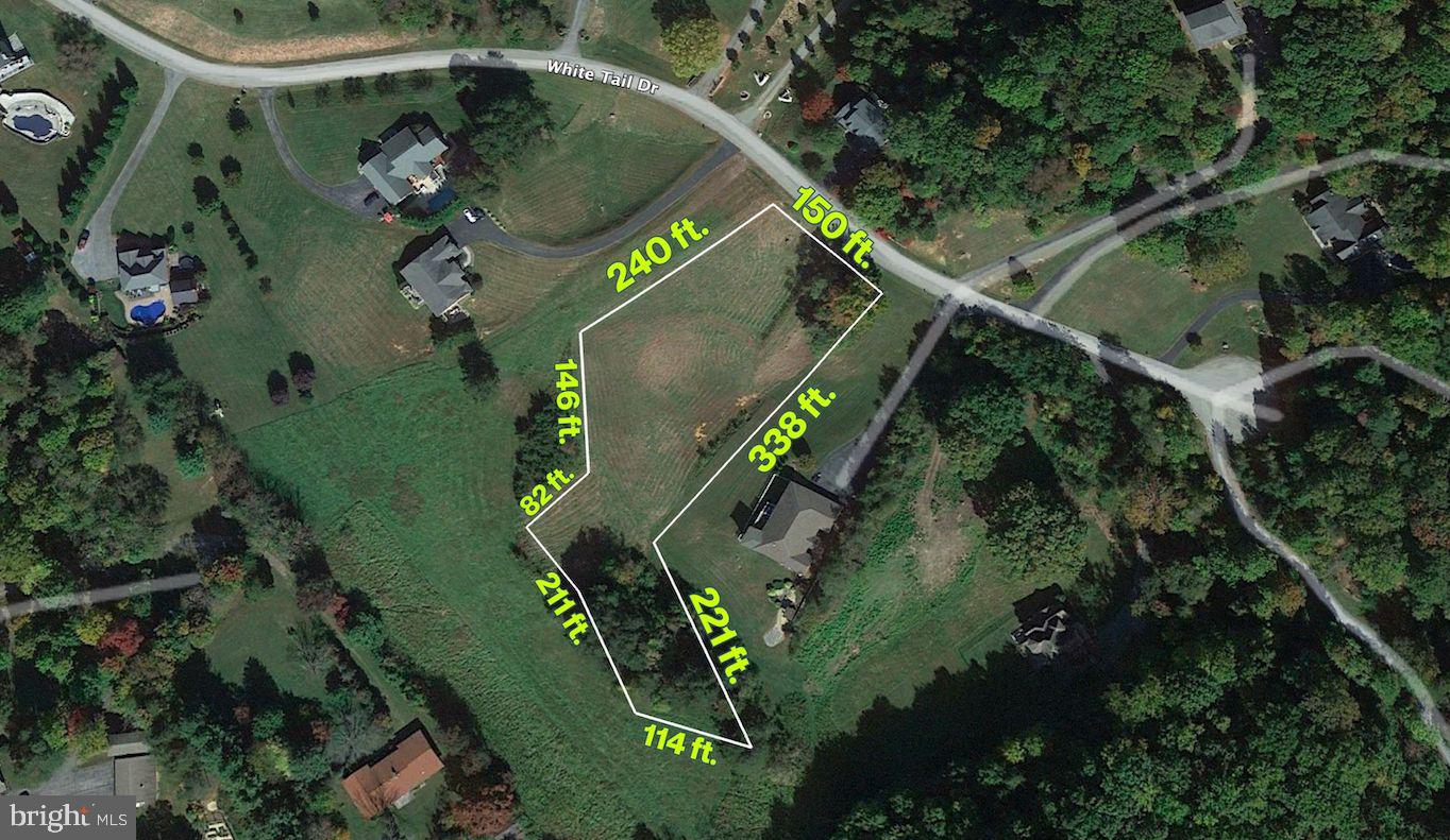 White Tail Dr Property Photo 9