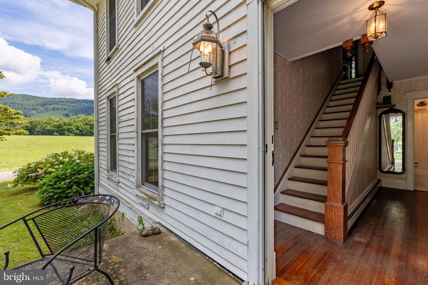 33940 Mountain Valley Rd Property Photo 27
