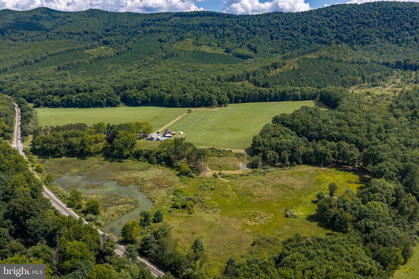33940 Mountain Valley Rd Property Photo 42