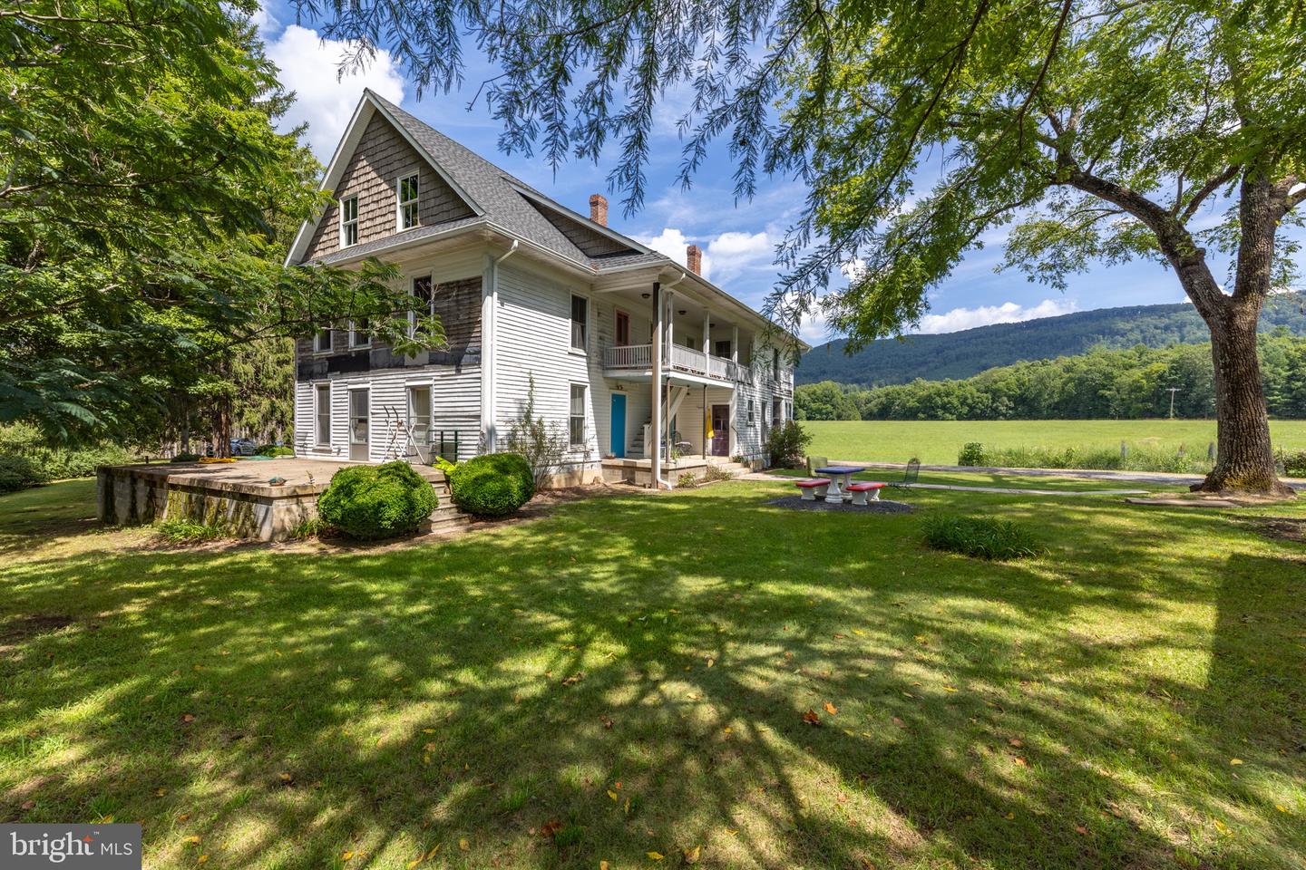 33940 Mountain Valley Rd Property Photo 55