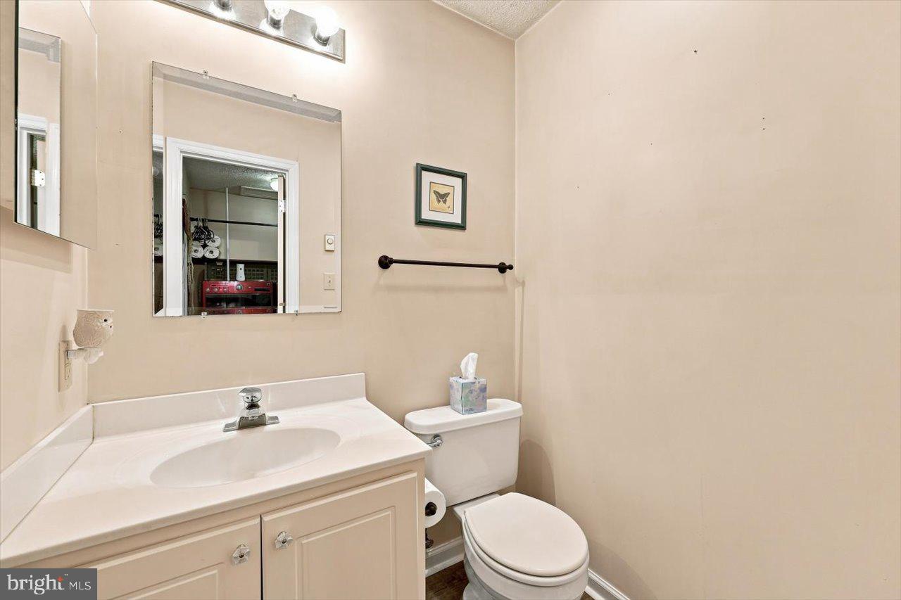 188 Ice Pond Rd Property Photo 14