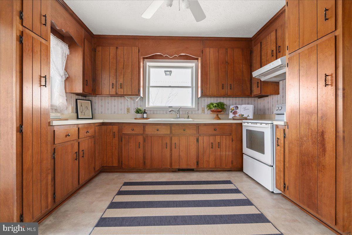4059 Lowry Rd. Property Photo 106