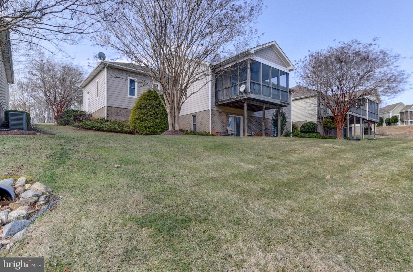 1052 8th Fairway Ln Property Photo 36