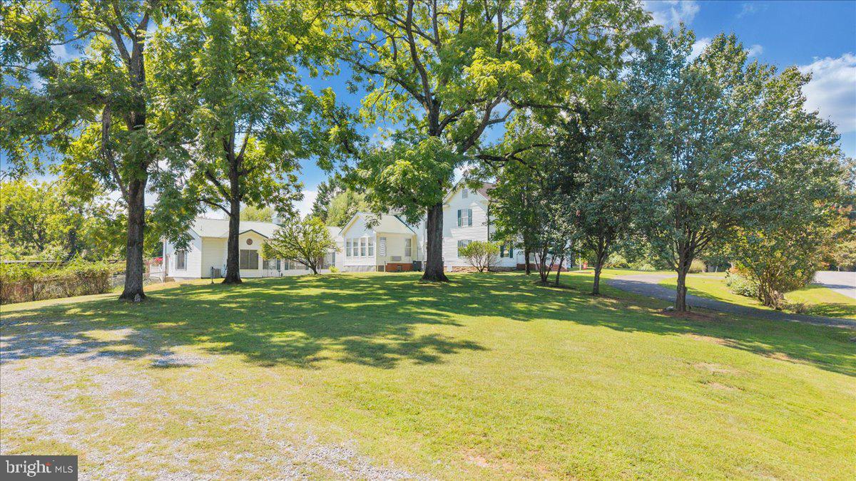 114 Pleasure Point Dr Property Photo 4