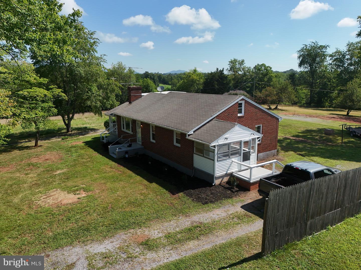 6101 A Goode Rd Property Photo 1