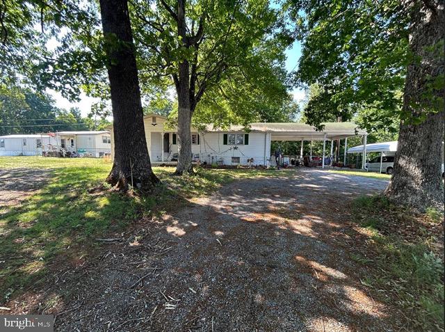 1056 Boyds Ln Property Photo 1