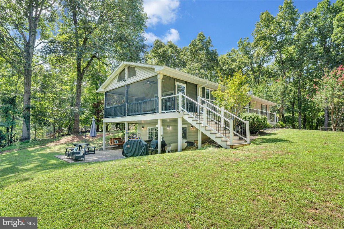1439 Kaseys Lakeview Drive Property Photo 1