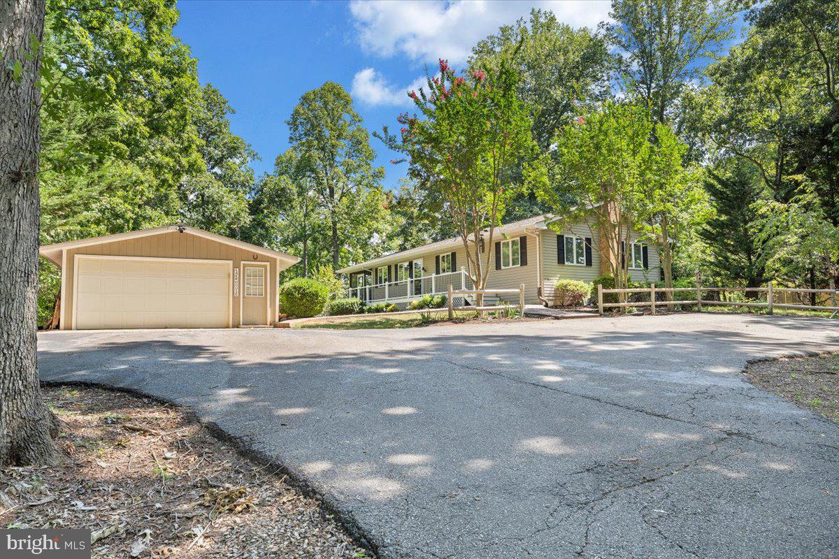 1439 Kaseys Lakeview Drive Property Photo 62