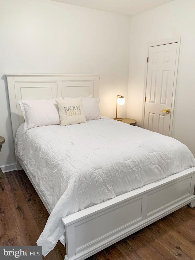 1245 Graves Harbor Trl #242 Property Photo 20