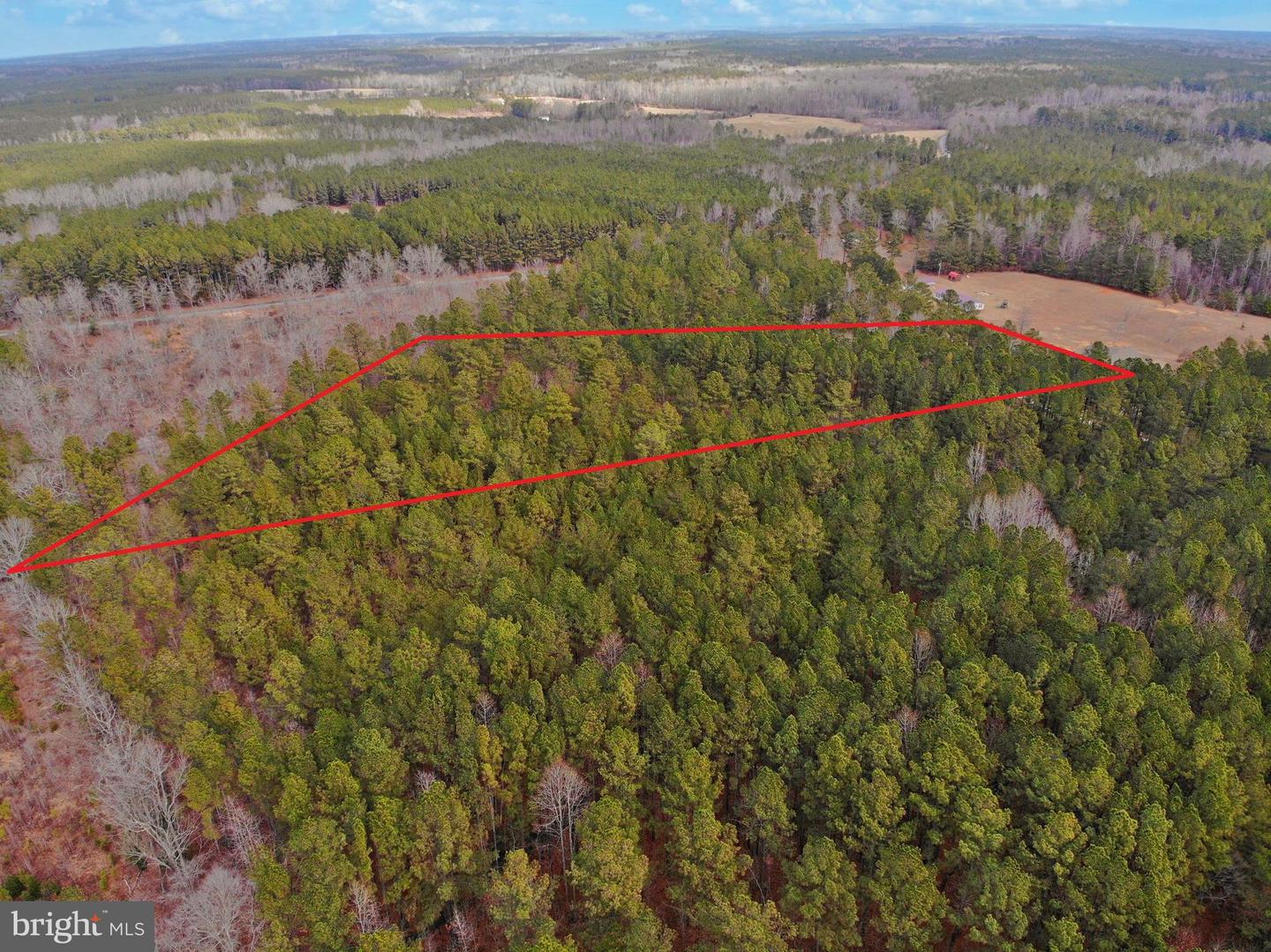 Country Ln Property Photo 3