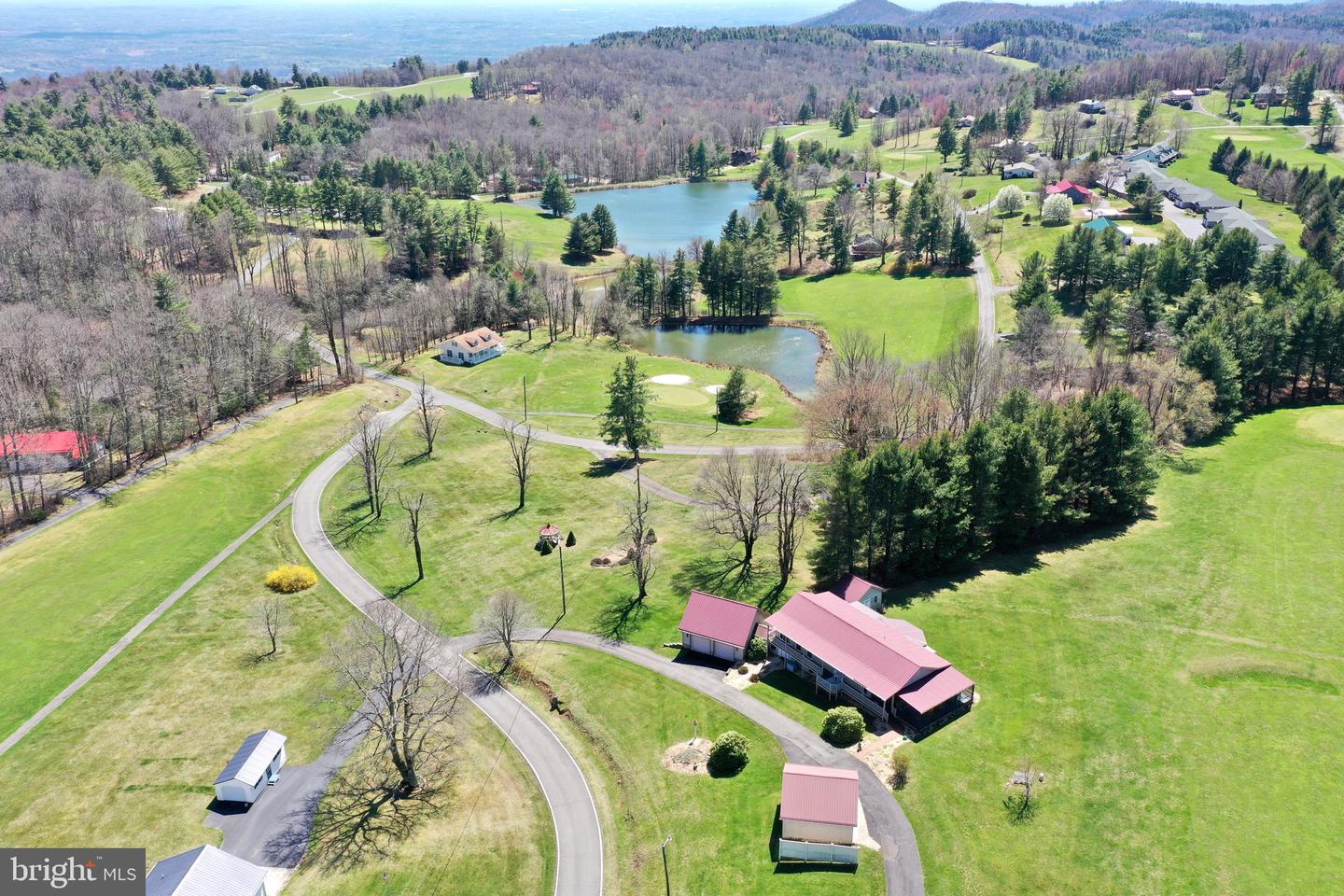 107 MOUNTAIN VIEW DR