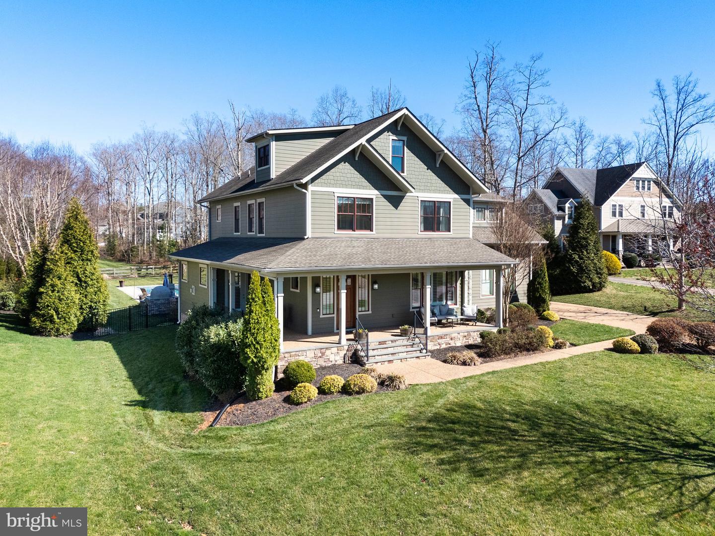 23112 Real Estate Listings Main Image